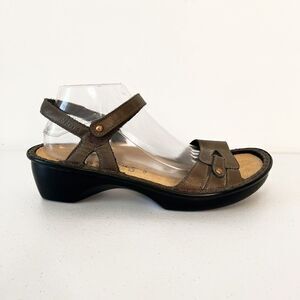 Naot Bronze Metallic Leather Strappy Sandals with Finn Comfort Insoles